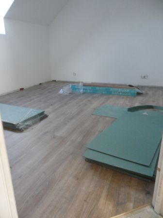09_17_2011 pose parquet chambre 1 finie